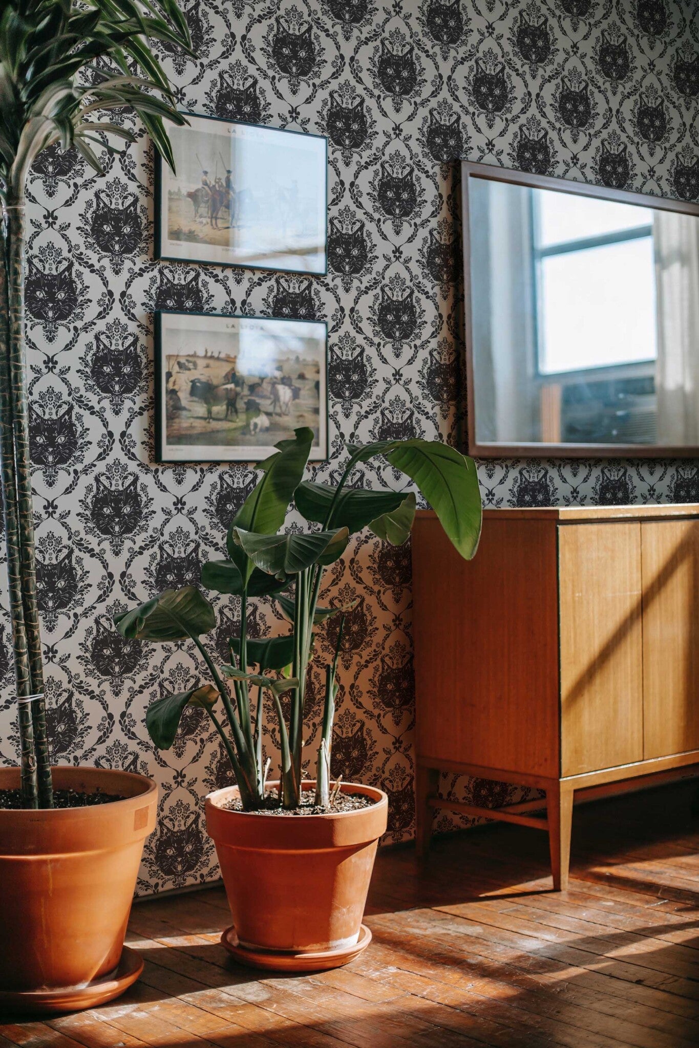 Baroque Gothic Cats Wallpaper | Vintage Victorian Design | Dramatic Luxury Wall Mural